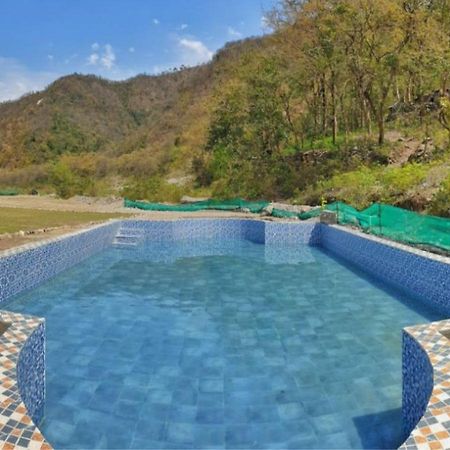 Riverside Glamping By Stayapart X Elephant Brook Bijni Bagian luar foto