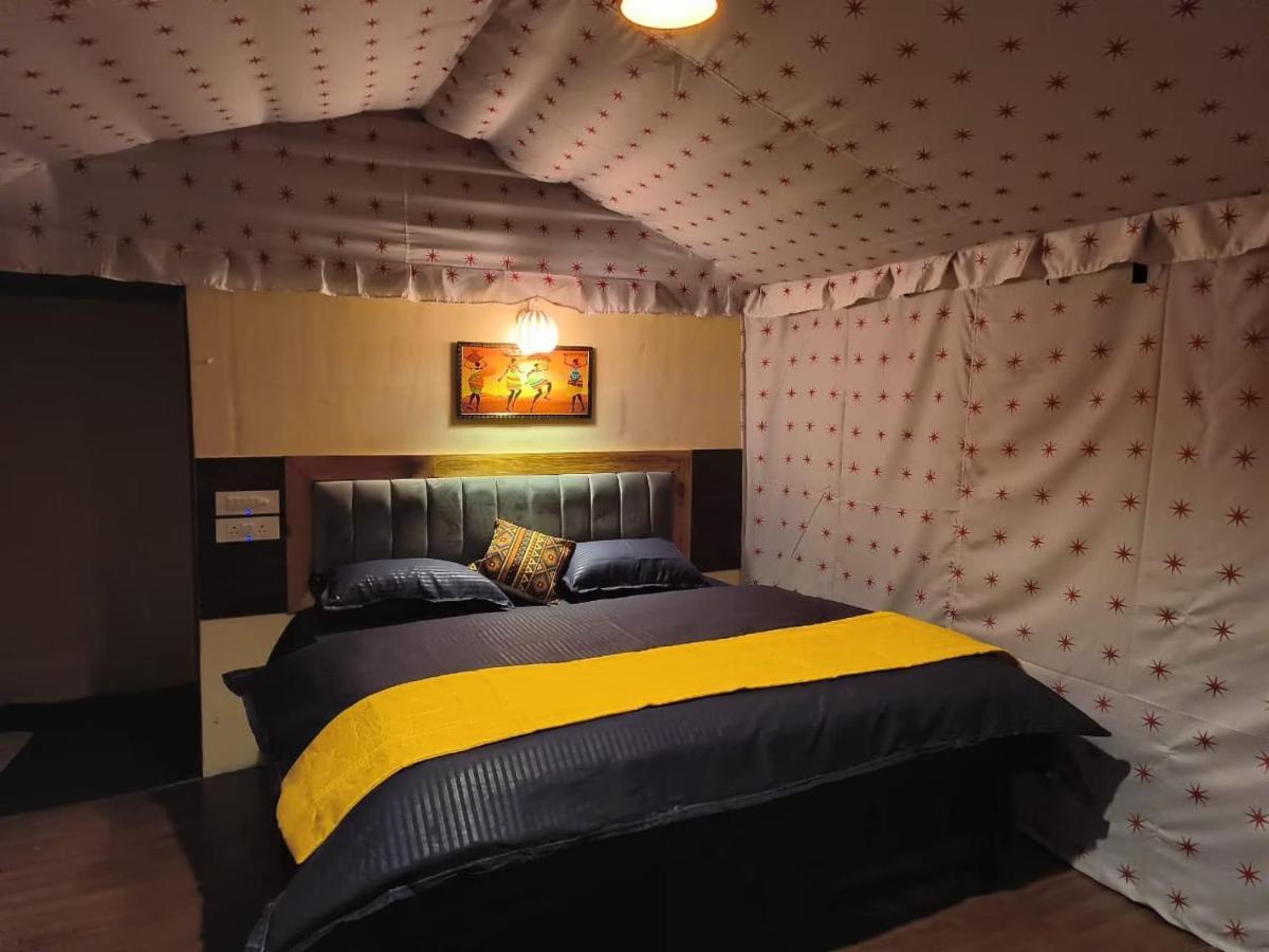 Riverside Glamping By Stayapart X Elephant Brook Bijni Bagian luar foto