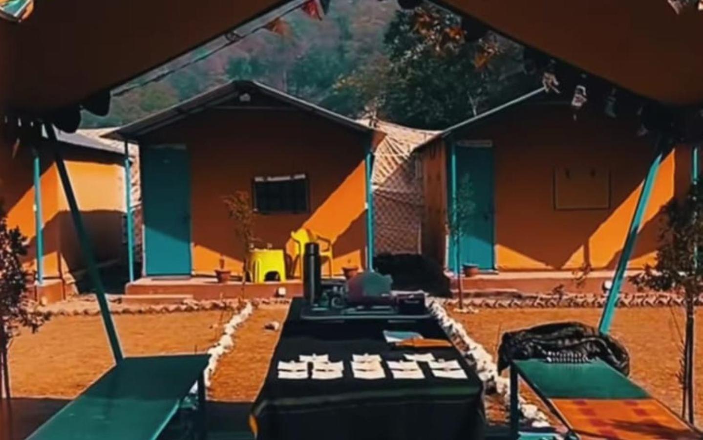 Riverside Glamping By Stayapart X Elephant Brook Bijni Bagian luar foto