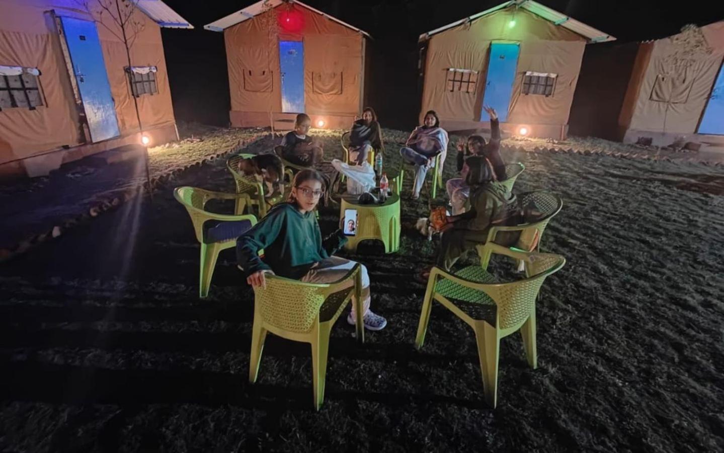 Riverside Glamping By Stayapart X Elephant Brook Bijni Bagian luar foto