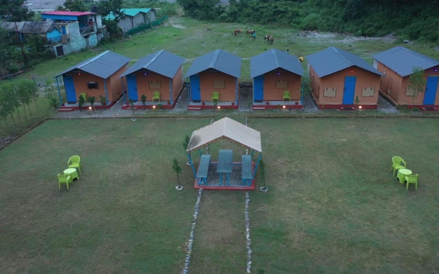 Riverside Glamping By Stayapart X Elephant Brook Bijni Bagian luar foto