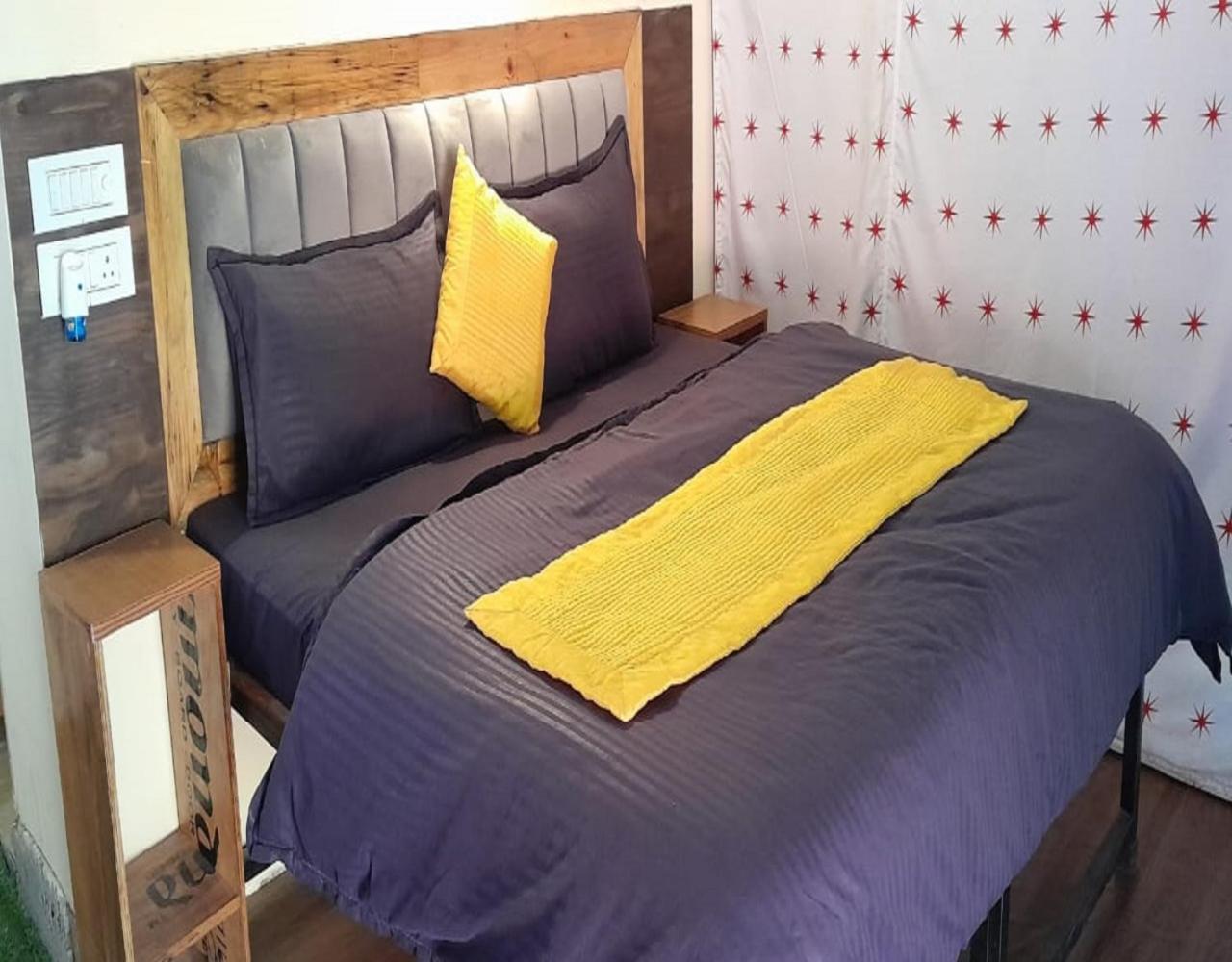 Riverside Glamping By Stayapart X Elephant Brook Bijni Bagian luar foto